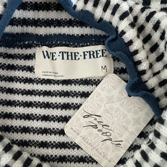 NWT Free People We The Free Gamer Cuff Sweater Size M - Picture 3 of 7